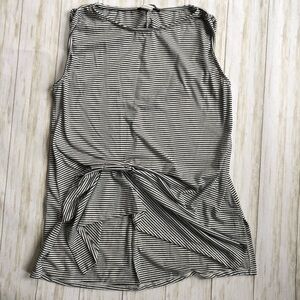 💚Attitude Unknown sleeveless top